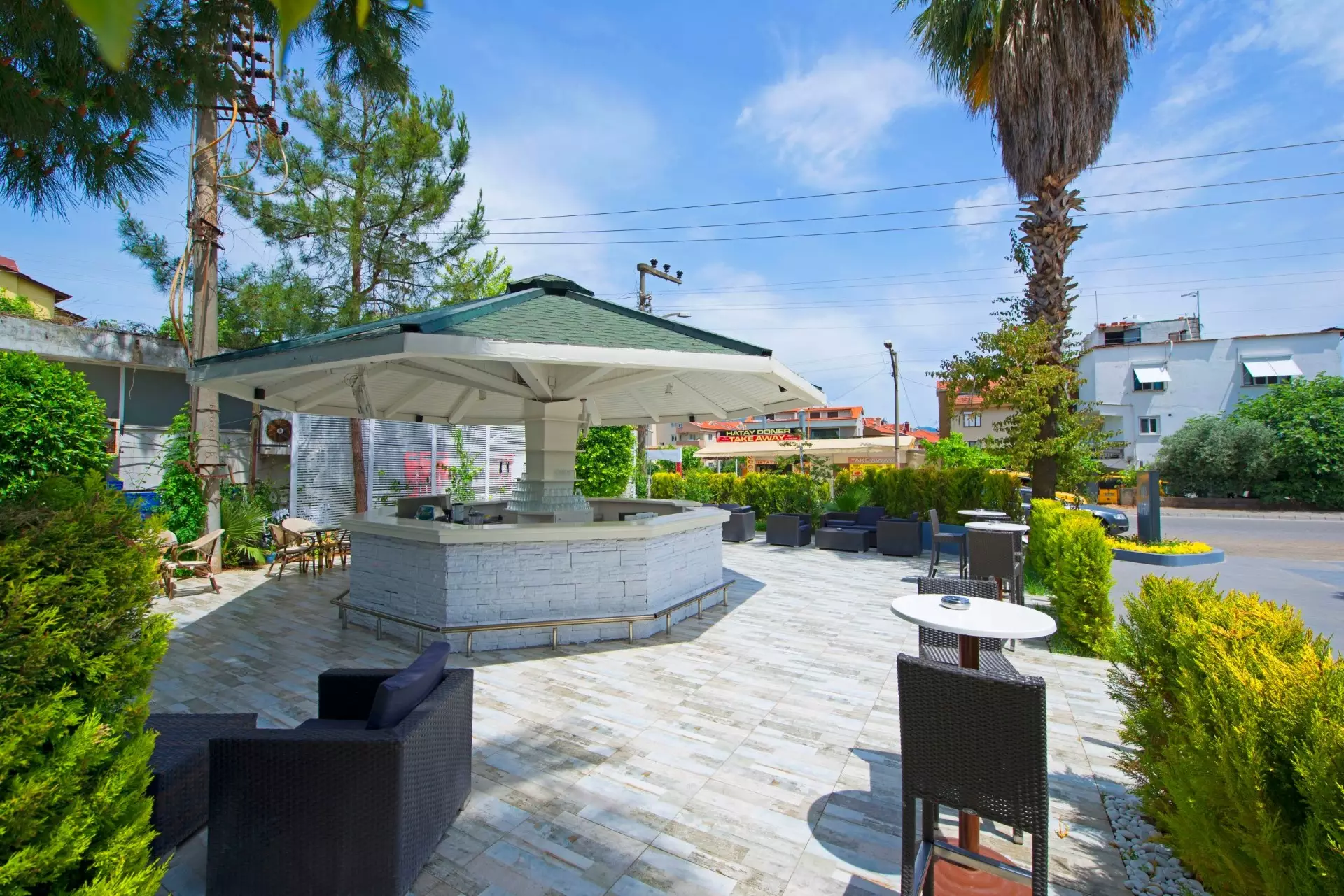 هتل کلاب نکست این مارماریس